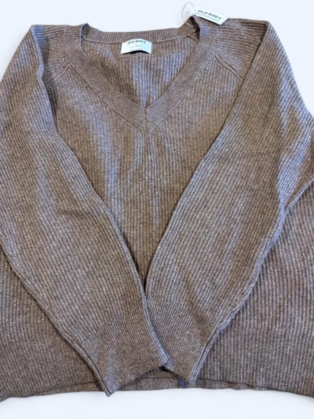 Old Navy Ribbed V-Neck Sweater in Taupe Brown